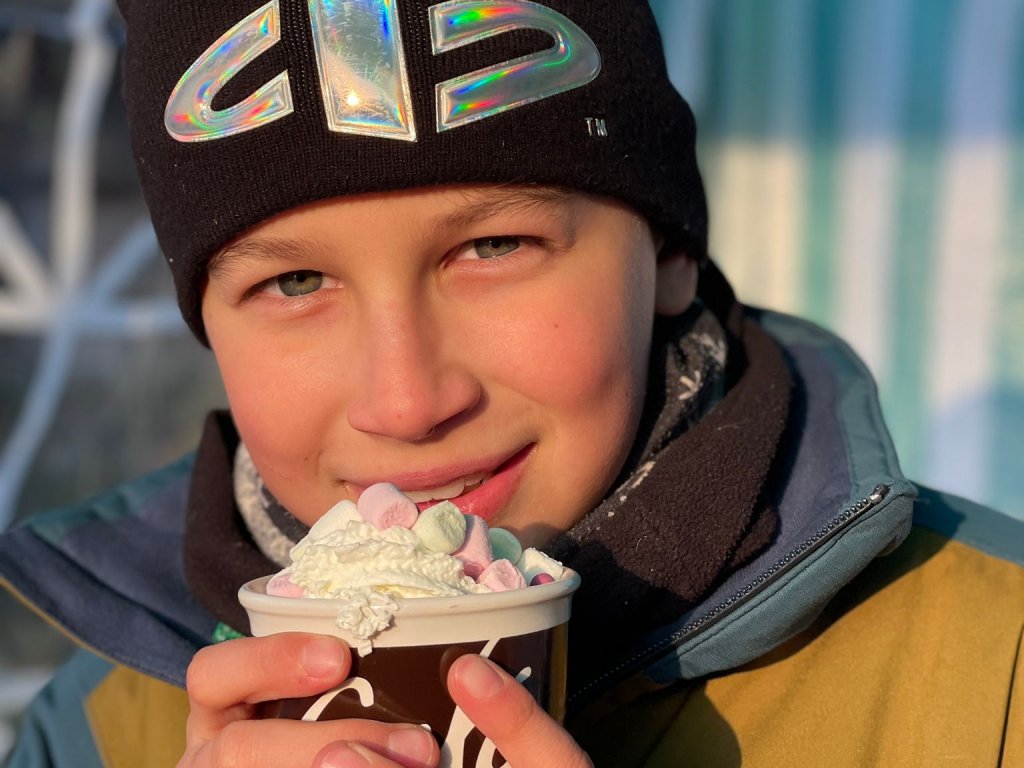 Weihnachtsbaumschmücken